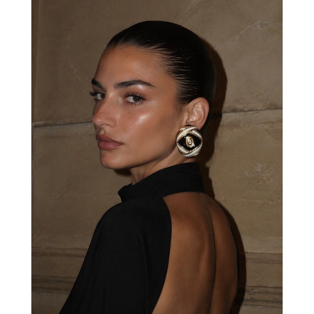 VTG Statement Logo clip ons earings-Black Gold geometeric disc 80s 90s